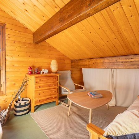 Chalet Les Tilleuls - Jolie Vue Montagne Et Lac 레 장글 외부 사진