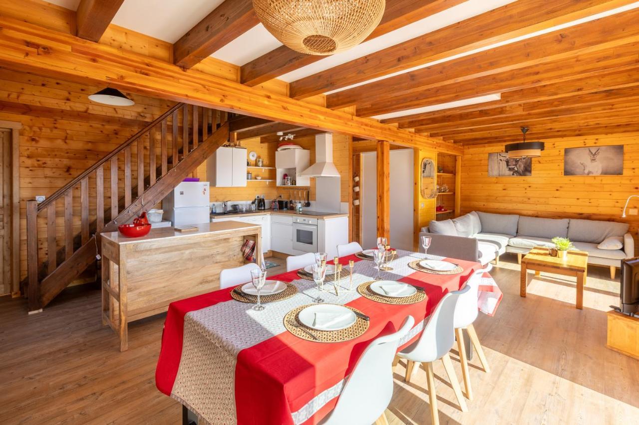 Chalet Les Tilleuls - Jolie Vue Montagne Et Lac 레 장글 외부 사진